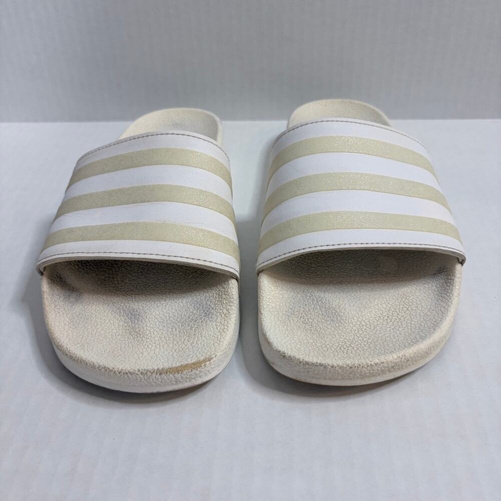 Adidas Women's Adilette Slides Size 7 Off White Shower Sandals Striped GX0036 - Picture 4 of 8